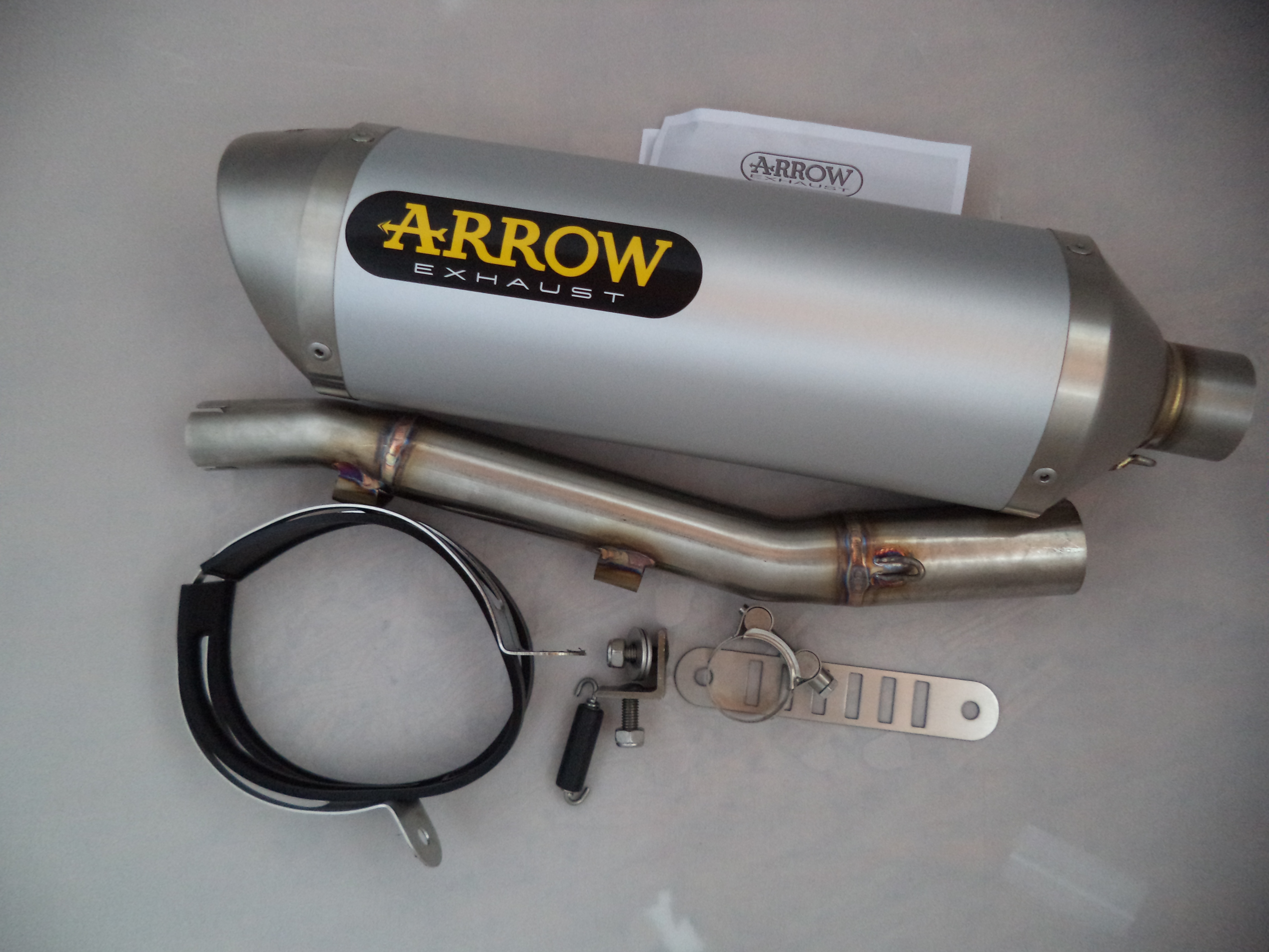 Arrow Tuningauspuff  SM SX silber  mit ABE incl. aller Teile  Achtung keine Paypal Zahlung